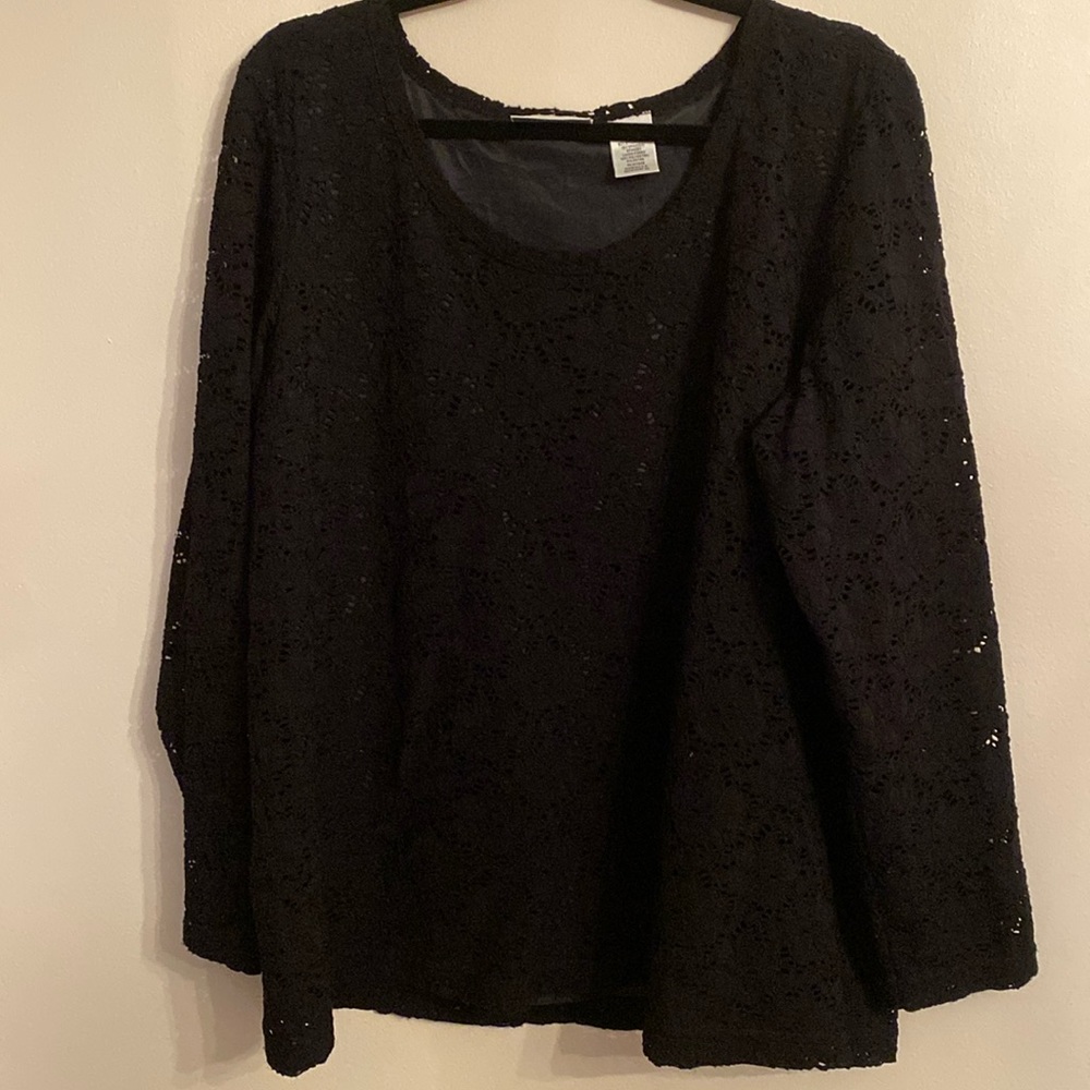 Units WOMAN Black Lace Top, Size 2X, Made in USA